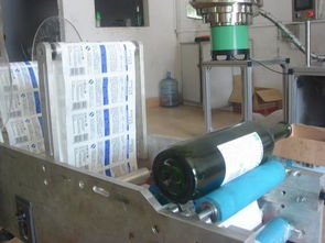 半自動葡萄酒瓶貼標機圖片,半自動葡萄酒瓶貼標機高清圖片 東莞市厚街銳鐵自動化設備廠,